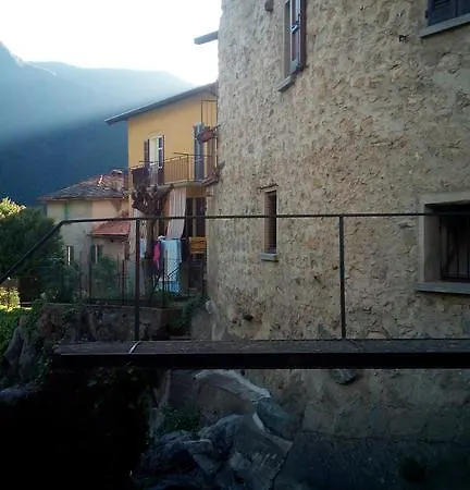 La Turr De Mezz Gasthuis Nesso