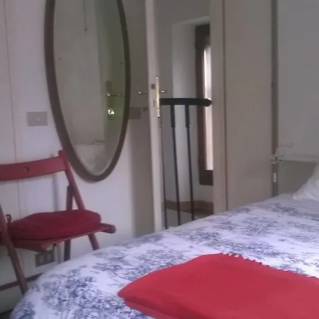 Guest house La Turr De Mezz 3*