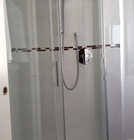 ゲストハウス La Turr De Mezz 3*