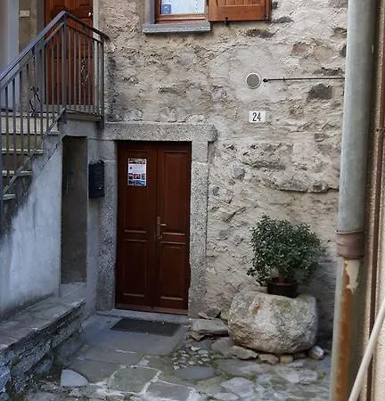 ゲストハウス La Turr De Mezz 3*