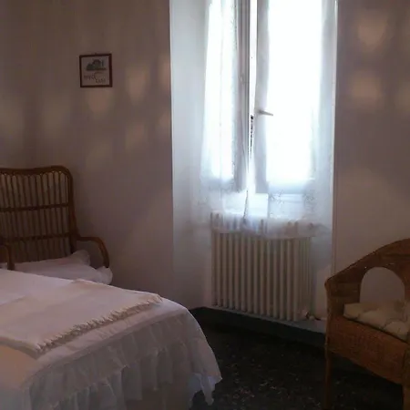 Pensionat La Turr De Mezz Nesso
