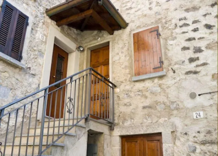 La Turr De Mezz Vendégház Nesso