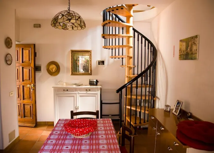 La Turr De Mezz Нессо