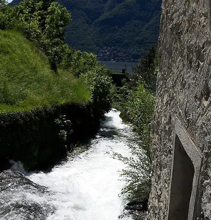 杜尔梅兹旅馆
