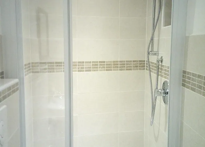 La Turr De Mezz Gasthof Nesso